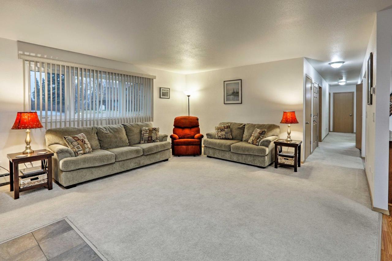 Fairbanks Alaskan Abode About 1 Mile To Pioneer Park! Ngoại thất bức ảnh